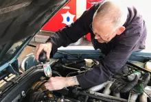 Garages warn of engine oil price surge amid shortages